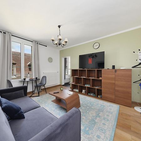 Charmant Appartement Dans Le Centre Ville, A 2 Minutes Du Palais 贡比涅 外观 照片
