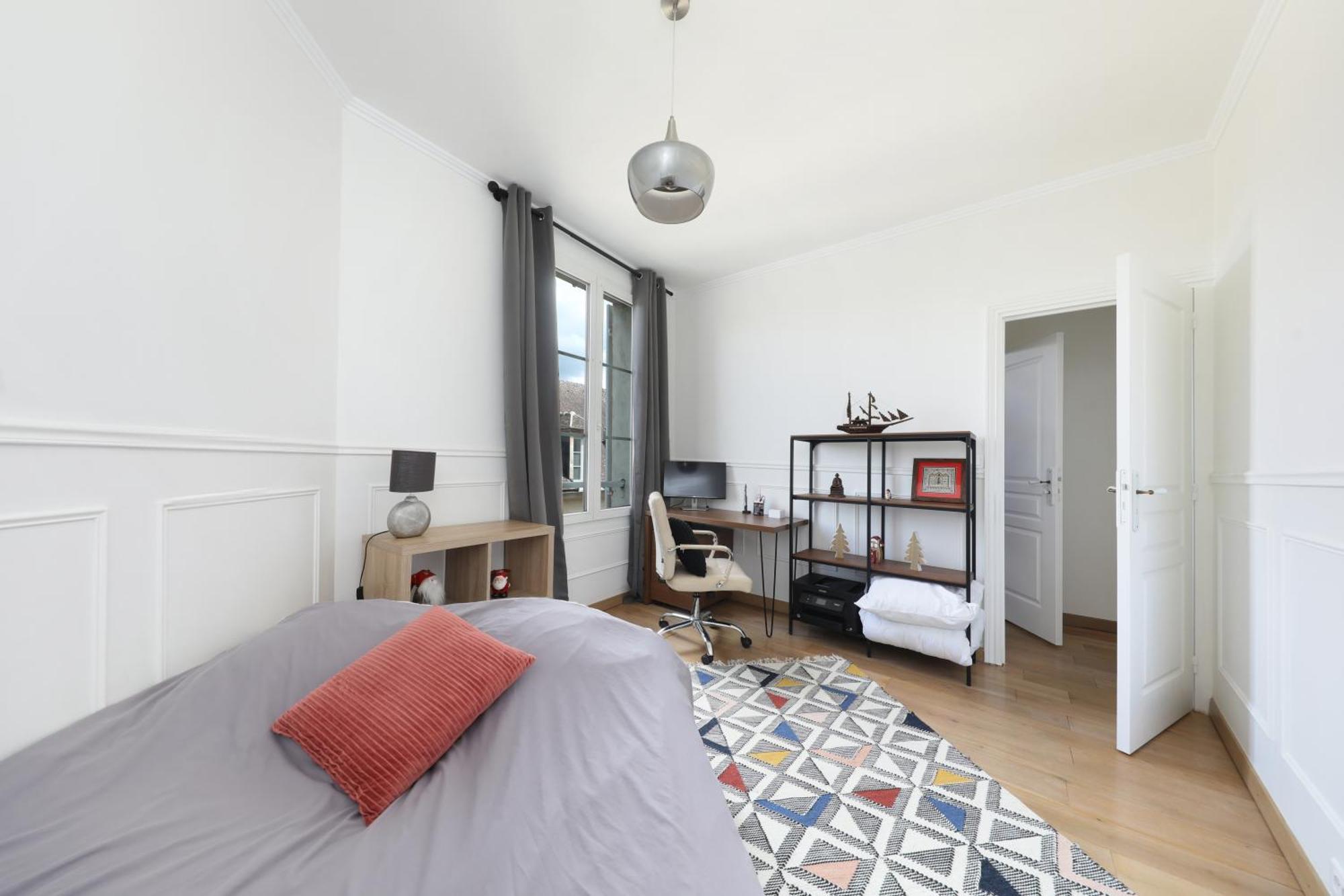 Charmant Appartement Dans Le Centre Ville, A 2 Minutes Du Palais 贡比涅 外观 照片